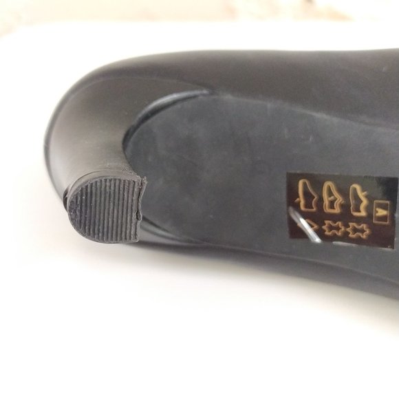 GEOX KITTEN HEELS *WORN ONCE* - Picture 7 of 9